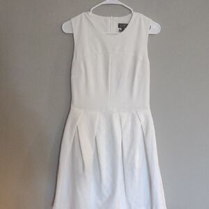 NWT Armani jeans Women's 4 White Sleeveless Pleated A-line silhouette Dress‎